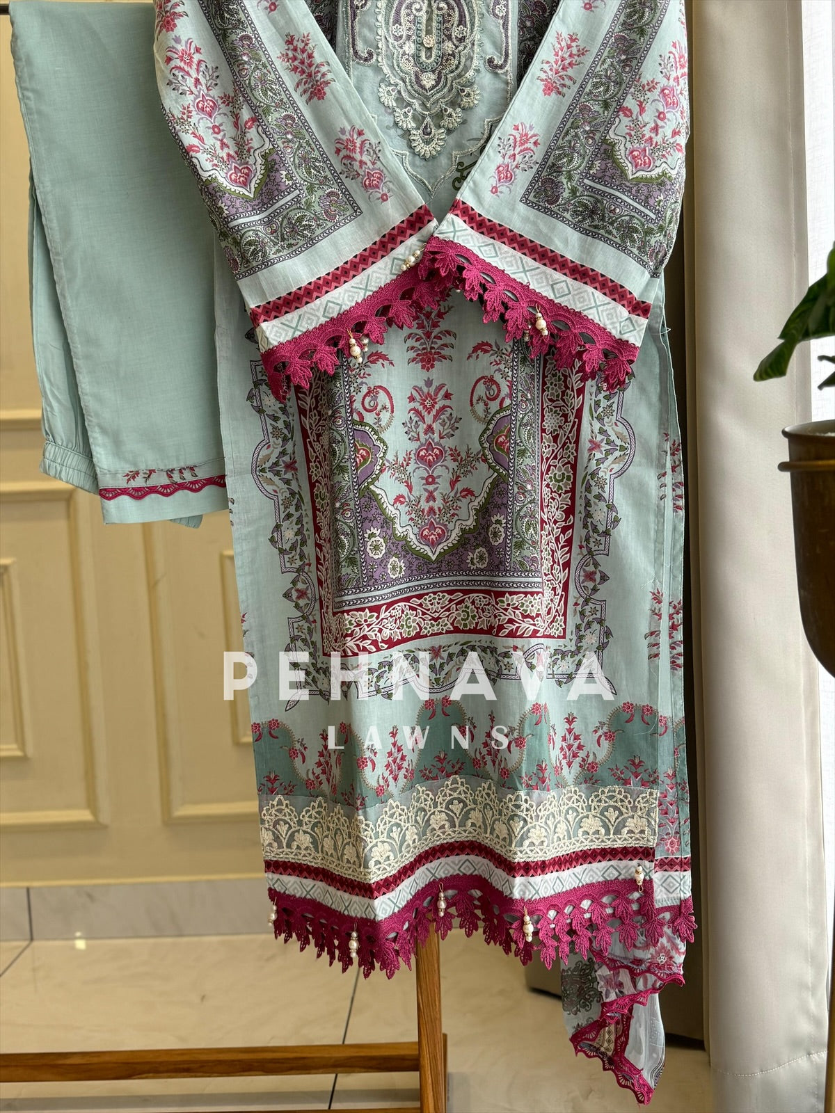 Classic Pakistani Lawn Suit