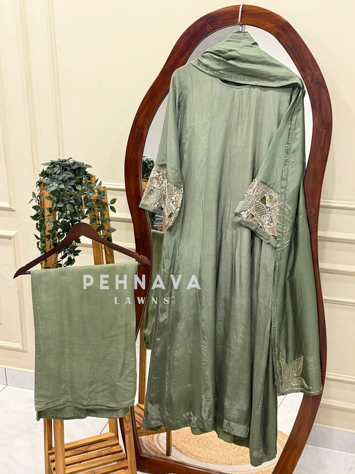 Sleeve Embellished Three Piece Set-6214