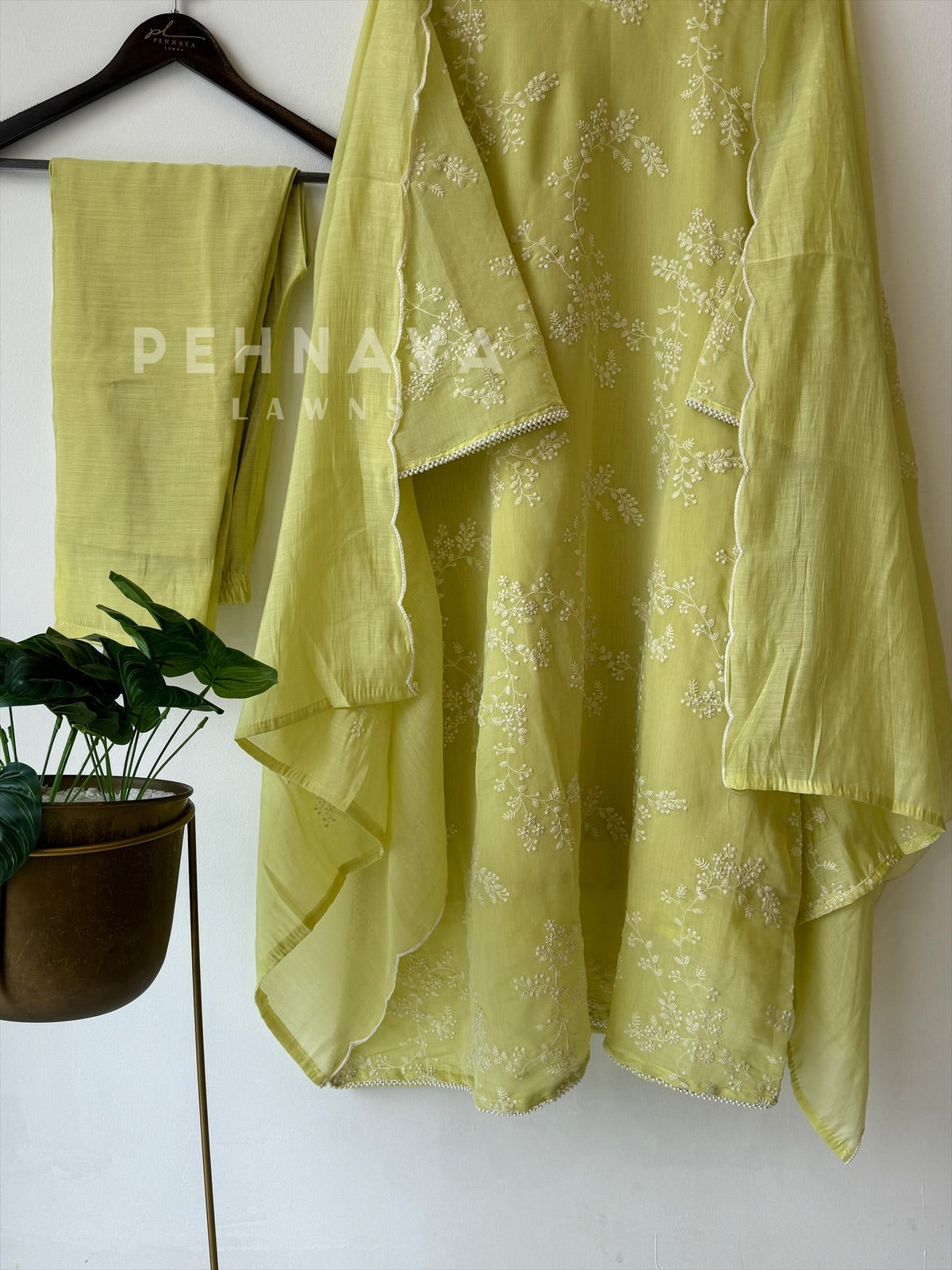 Elegant floral Embroidered Suit-12818