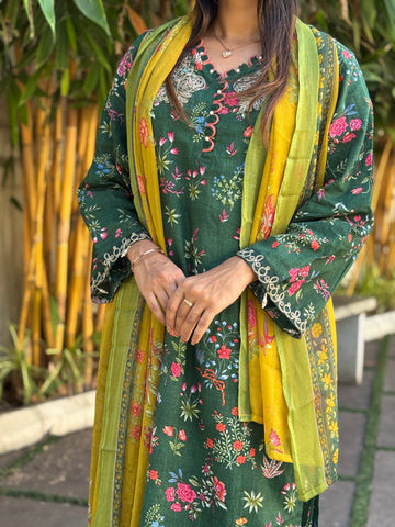 Floral Printed Ethnic Pak-Suit Ft. Chiffon Dupatta-004