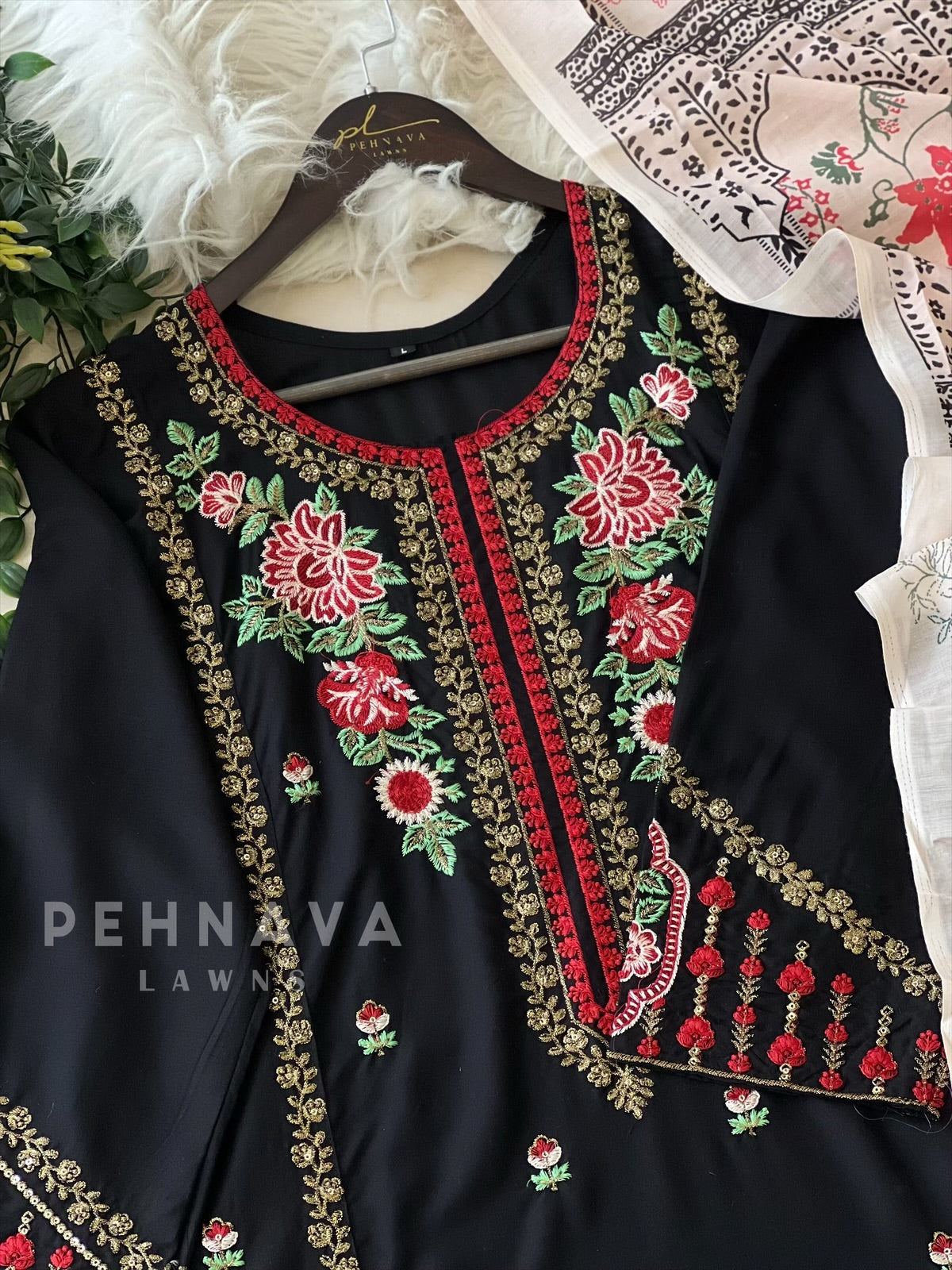 Black Embroidered Pakistani Suit - Pehnava Lawns
