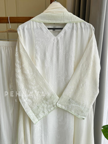 Soft Floral Embroidery Set