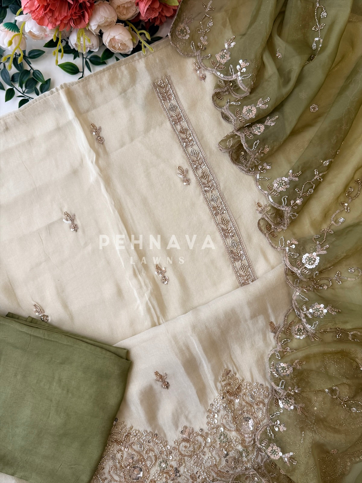 Tissue Handworked Unstitched Suit BDF96