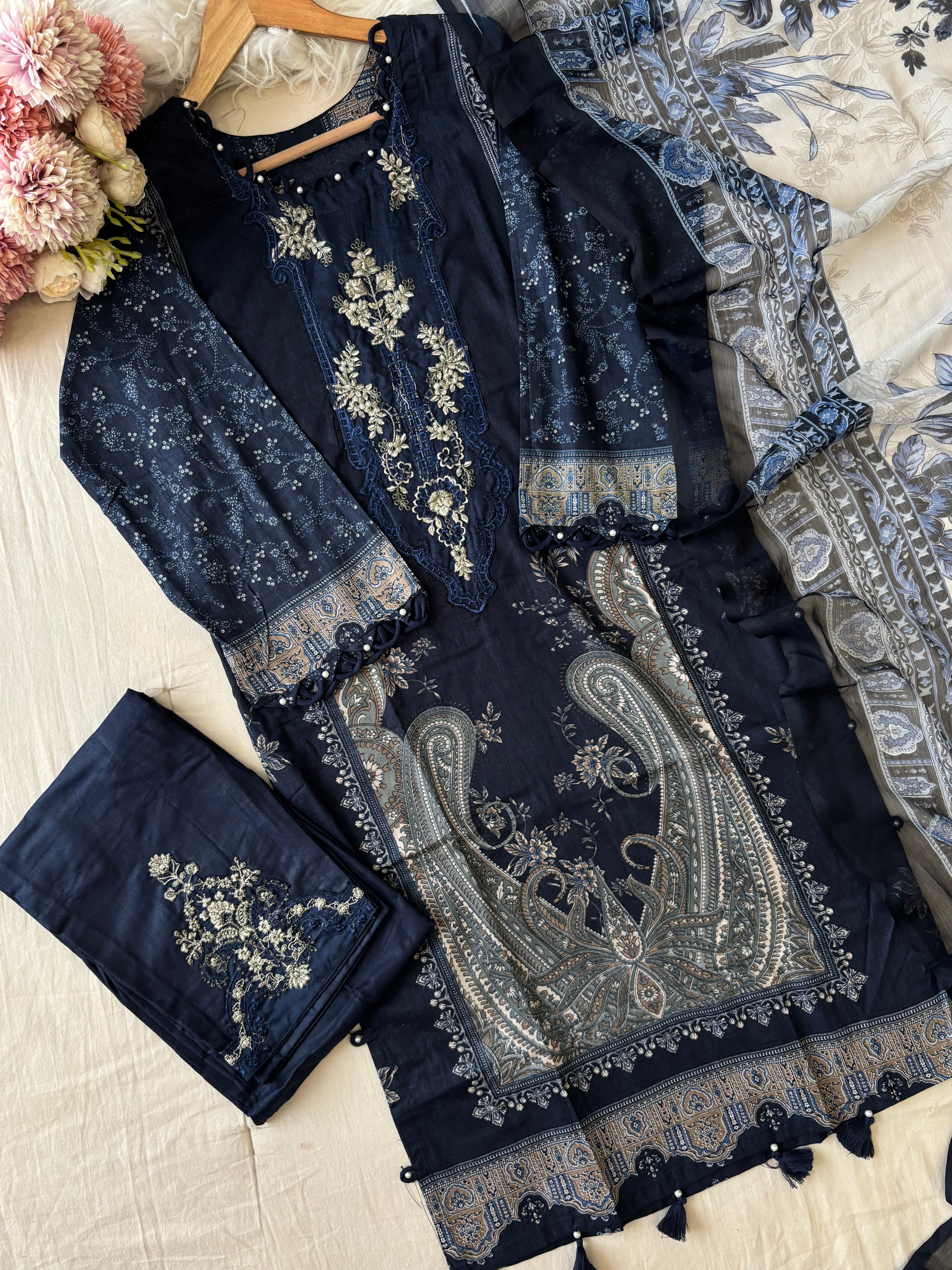 New Ready to wear Pakistani Embroidered Suit - Pehnava Lawns
