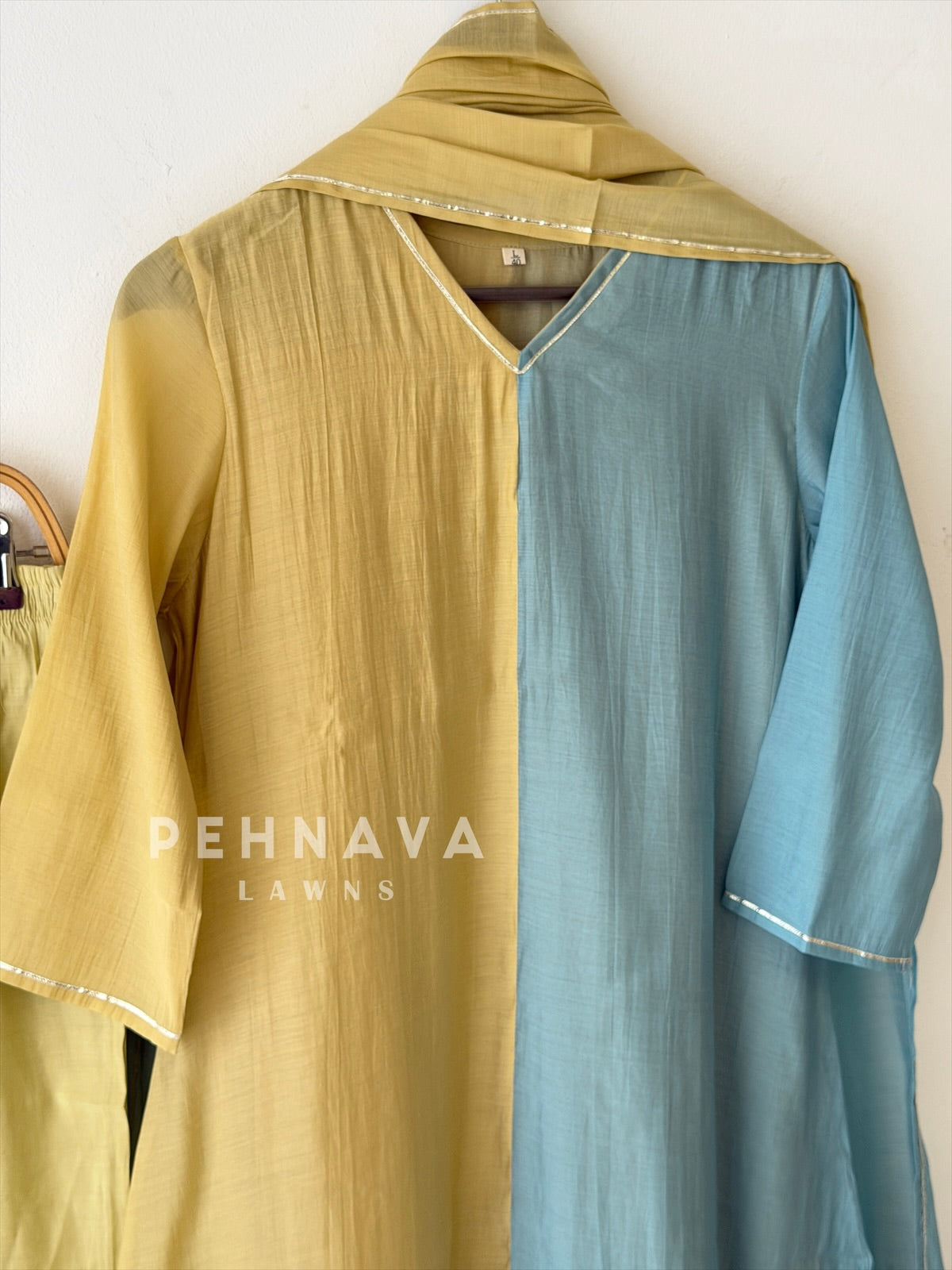 Organza Border Colorblocked Suit Set 13309