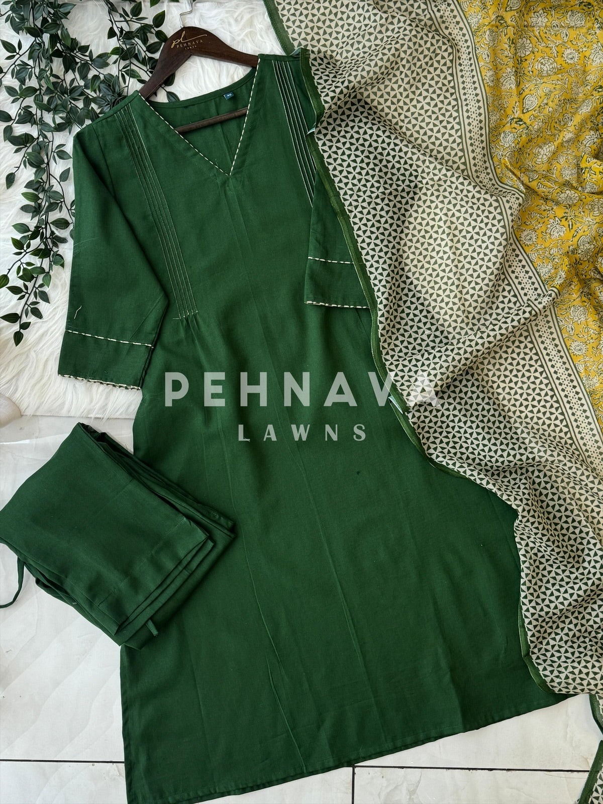 Signature Suit Set - Pehnava Lawns