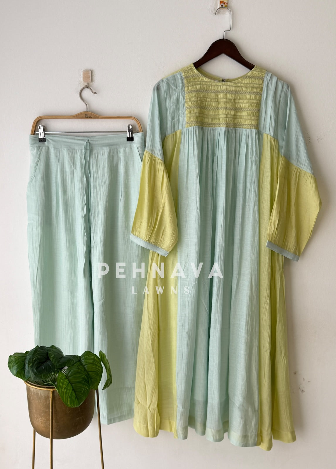 Colour-Blocked Flared Co-ord Set 2197