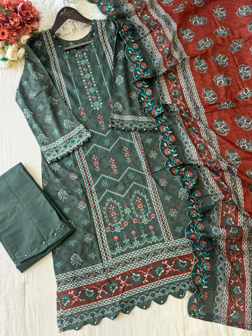 Casual Embroidered Pakistani Suit-5