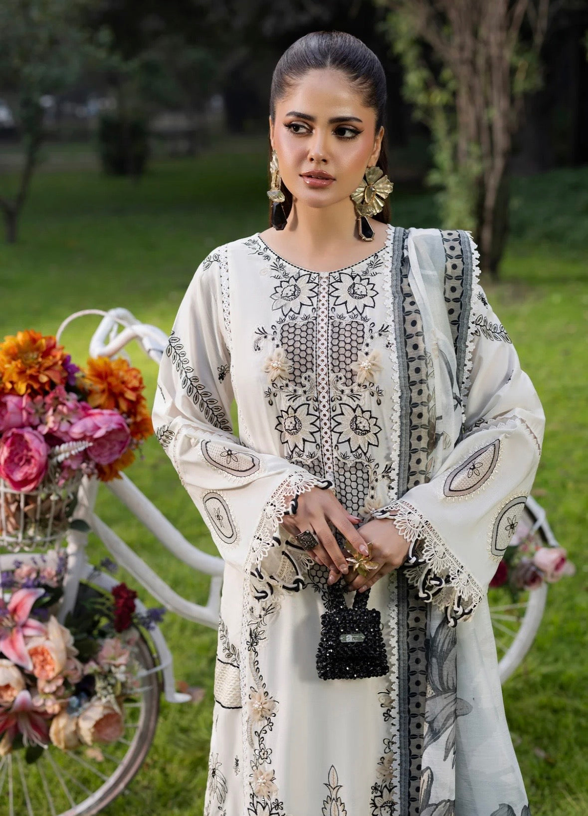 Zarqun Premium Cotton Embroidered Ensemble
