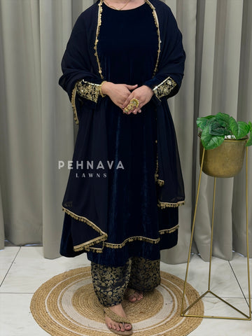 Velvet Handworked suit H 407