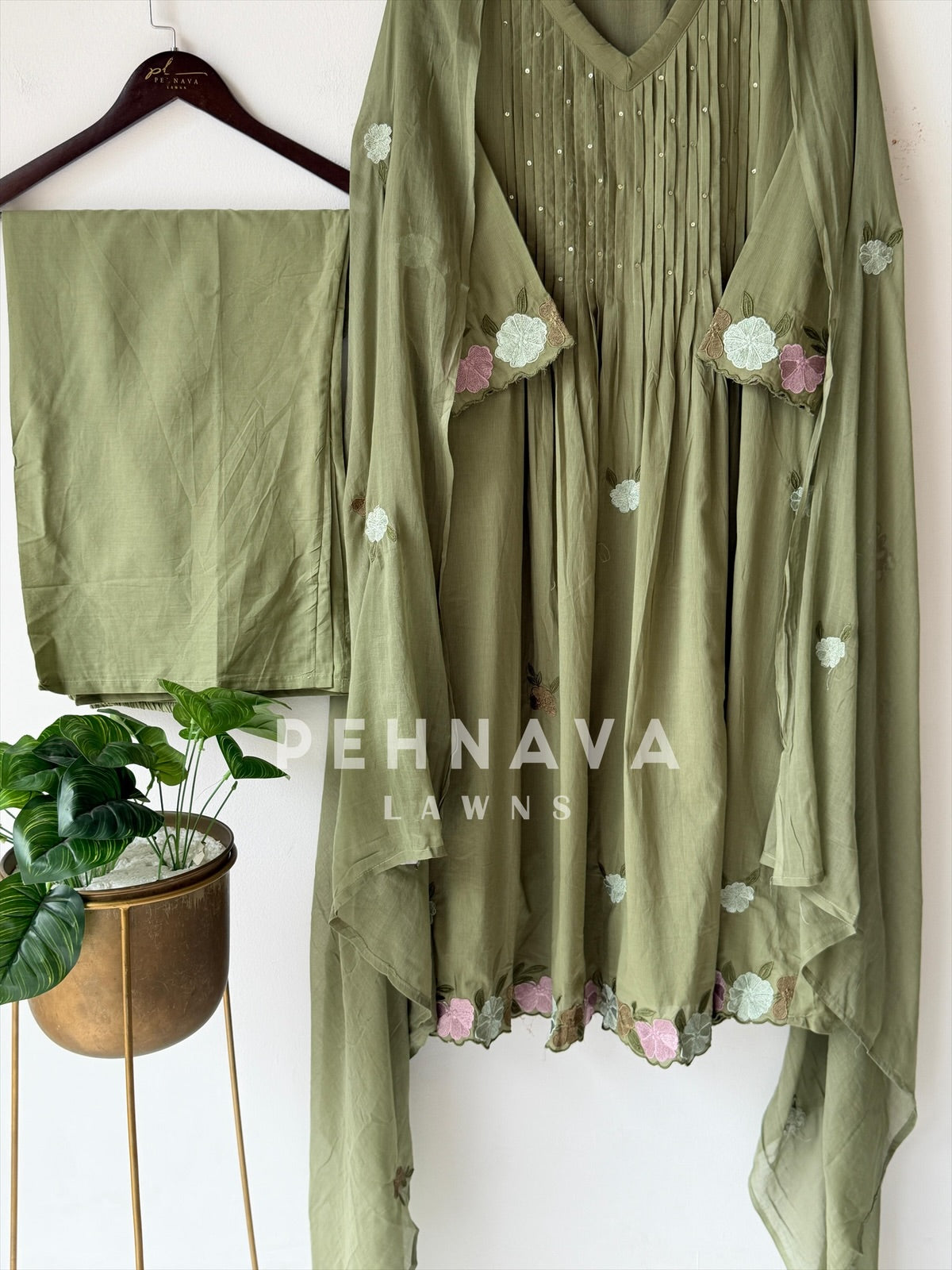 Soft- Cotton Pin Tuck Detailed Suit-6221