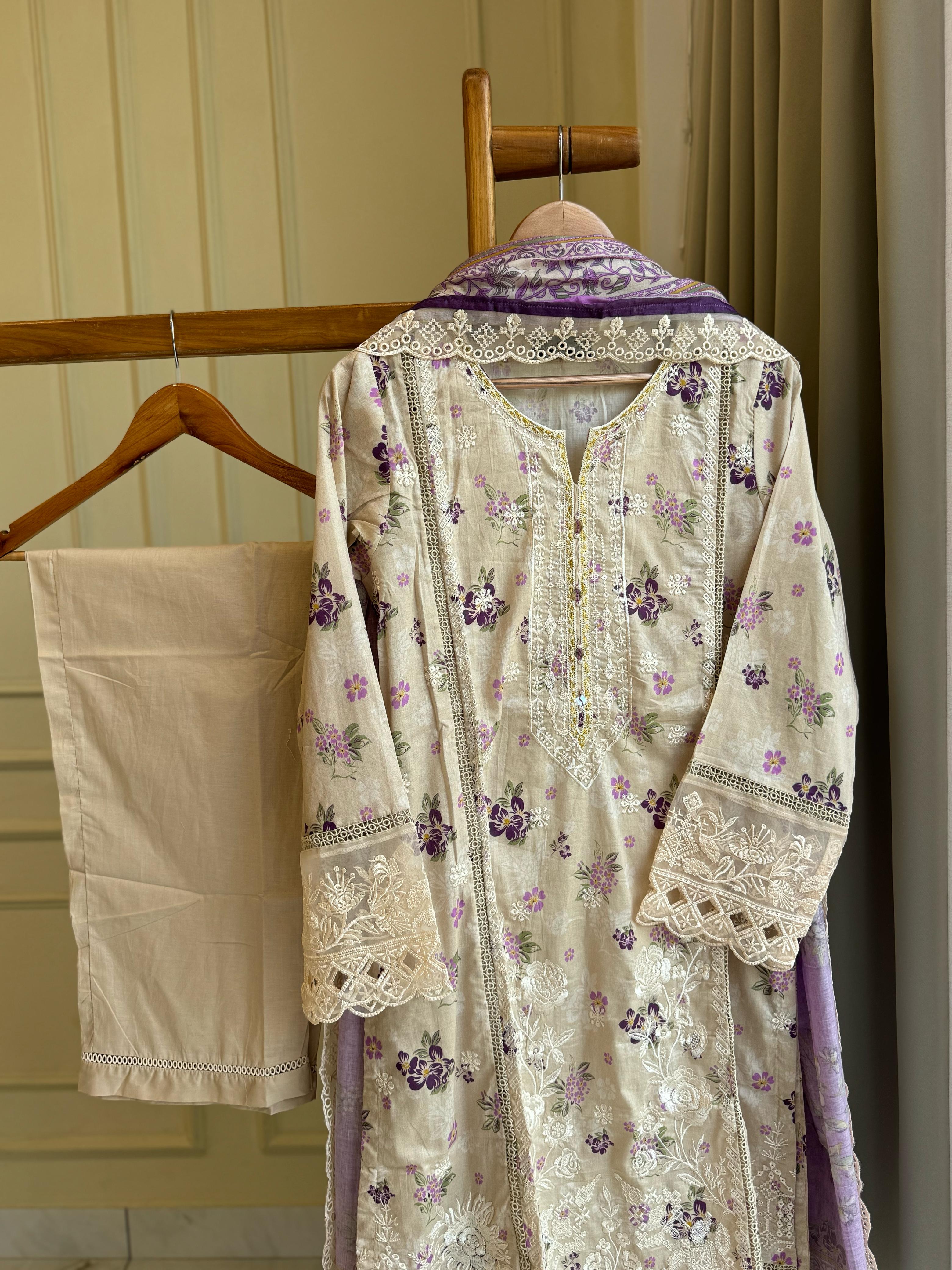 Signature Lawn Suit Featuring Cutwork-9