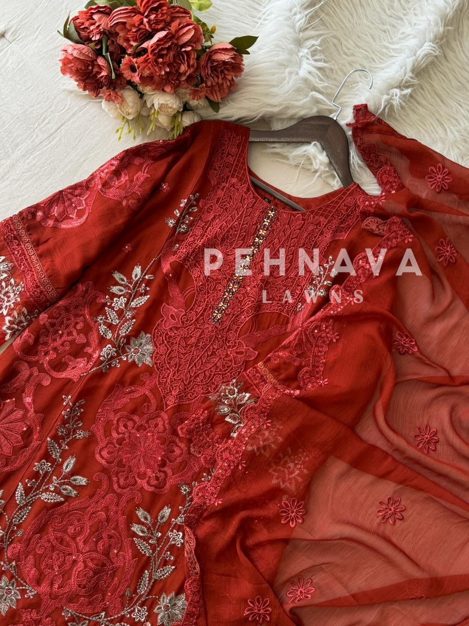 Festive Comfort Suit Set_ 5534 - Pehnava Lawns
