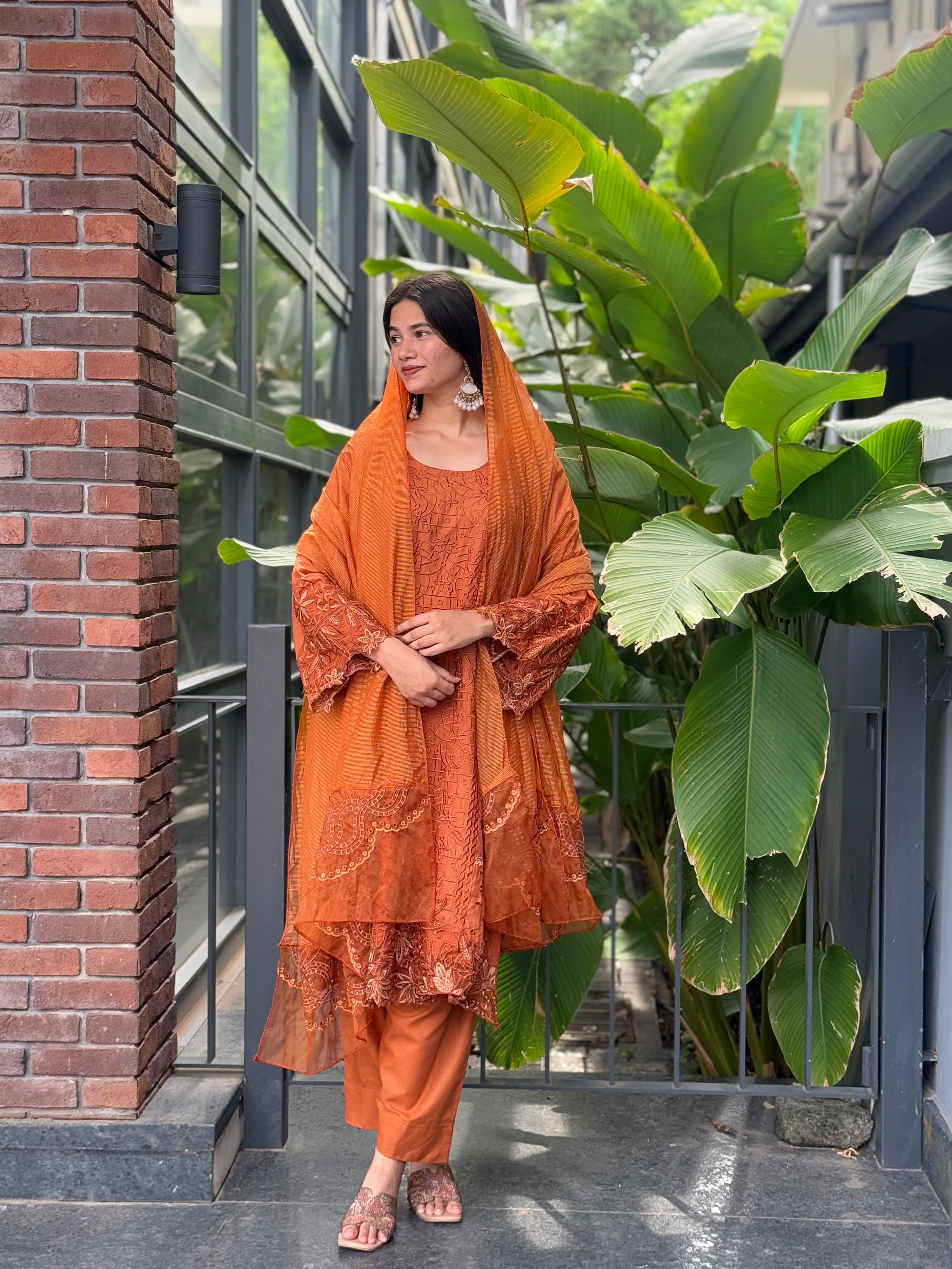 New Vibrant Orange Paksuit 3844