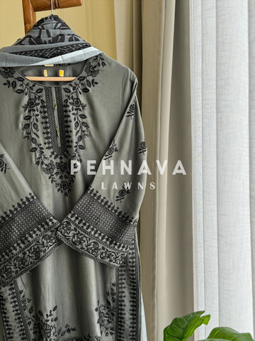 Minimal Embroidered Rayon Ethnic Set