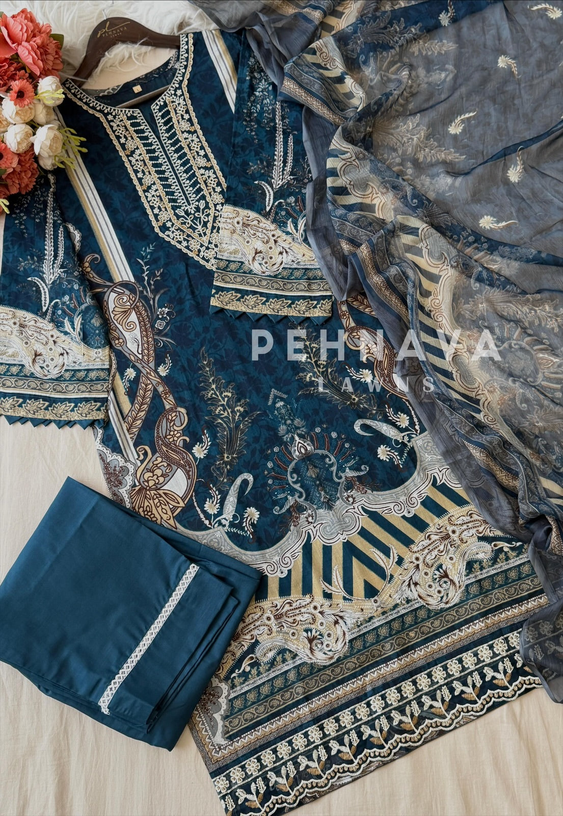 Signature Embroidered Lawn Unstitched Suit 1532B
