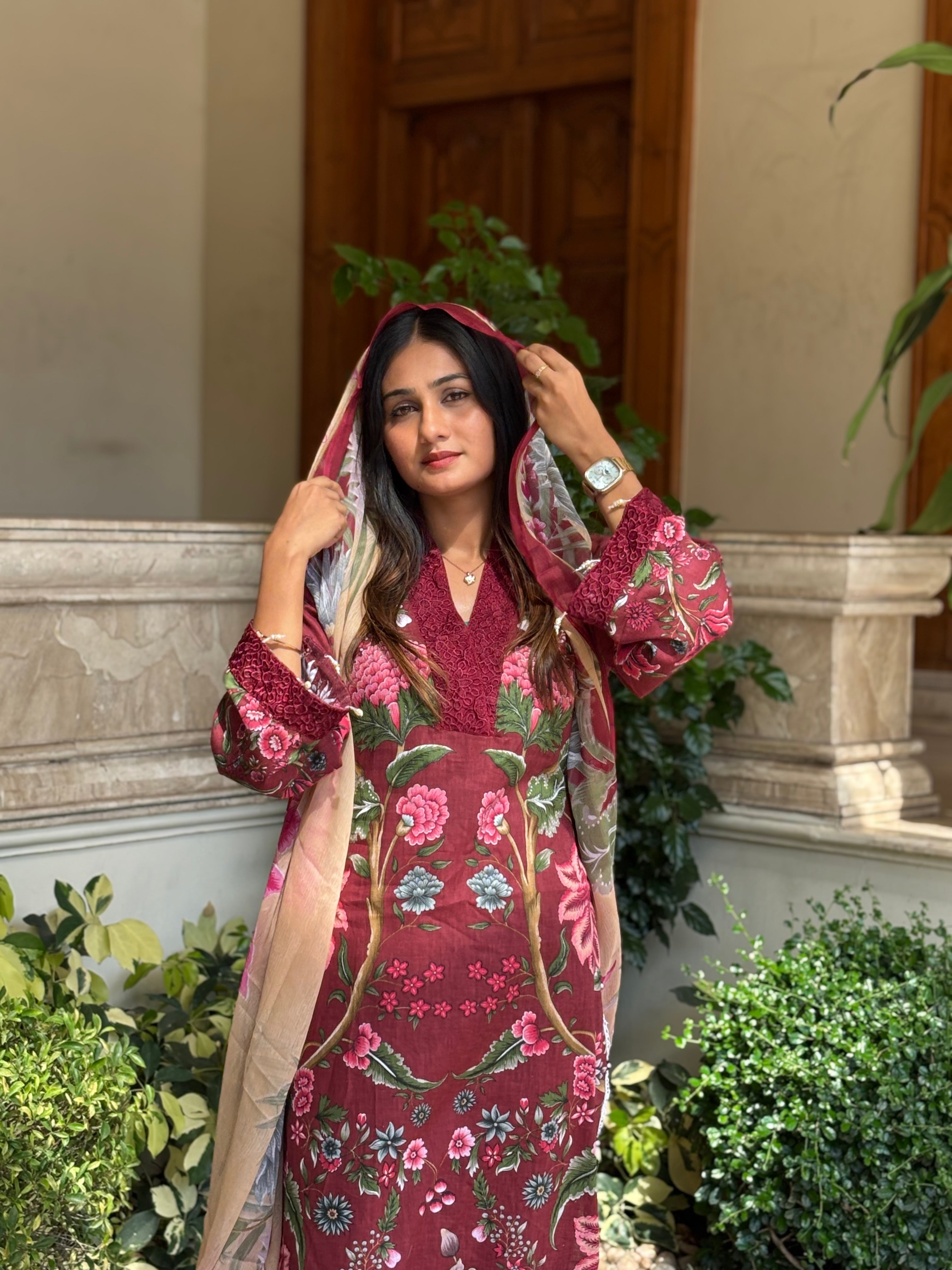 Floral Printed Ethnic Pak-Suit Ft. Chiffon/Cotton Dupatta-002