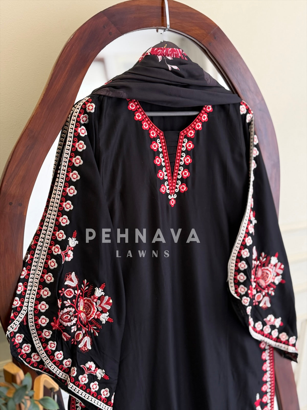 Floral Embroidered Farshi Salwar 1067