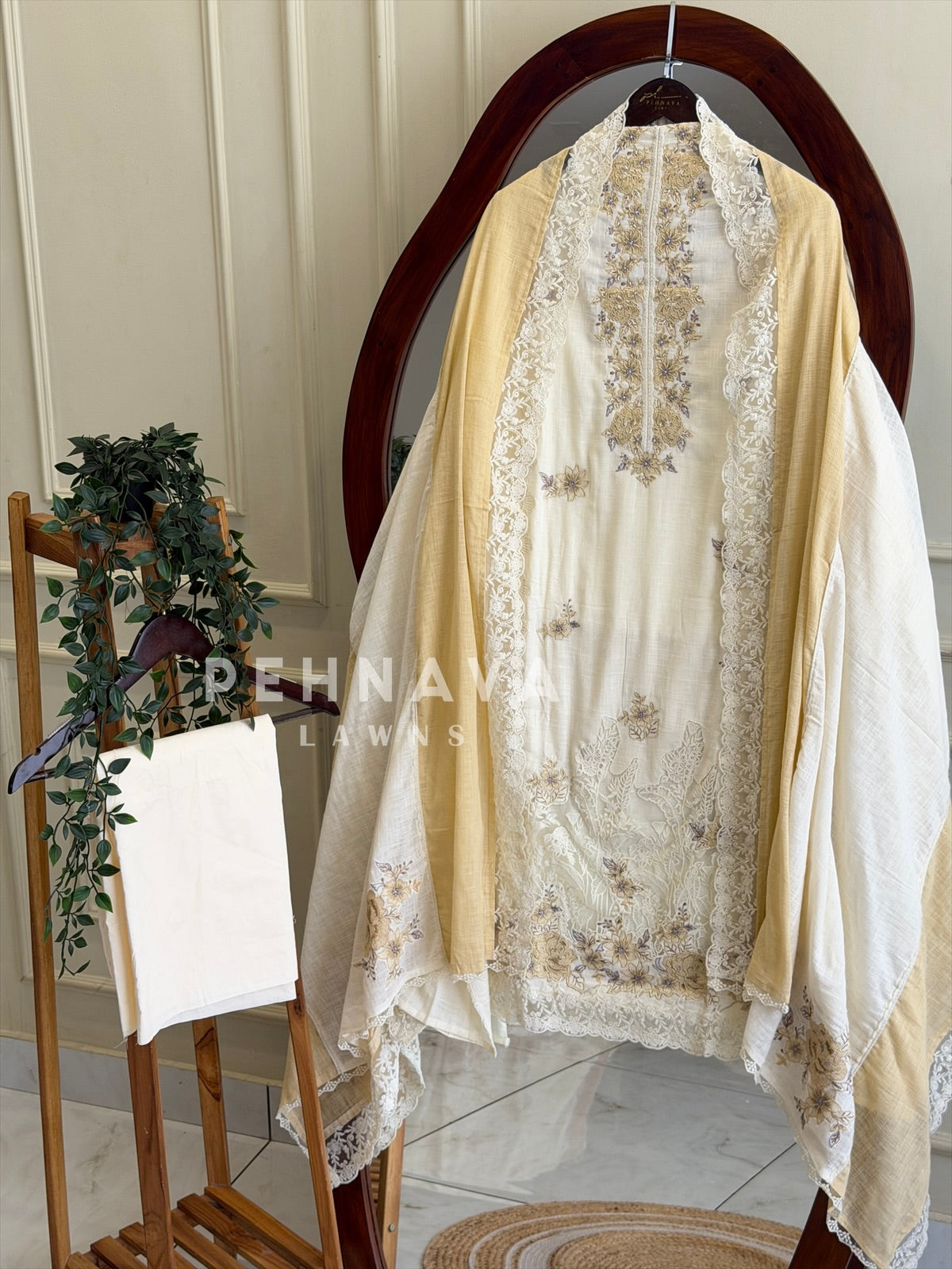 Floral Embroidered Linen Unstitched Suit L-90
