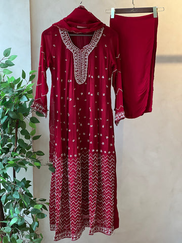 Scalloped Handwork Suit Set