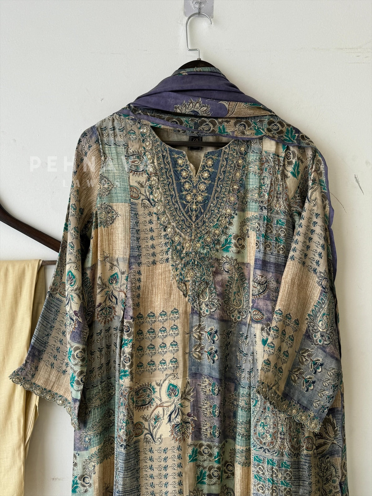 Muslin Anarkali Suit Set - Pehnava Lawns