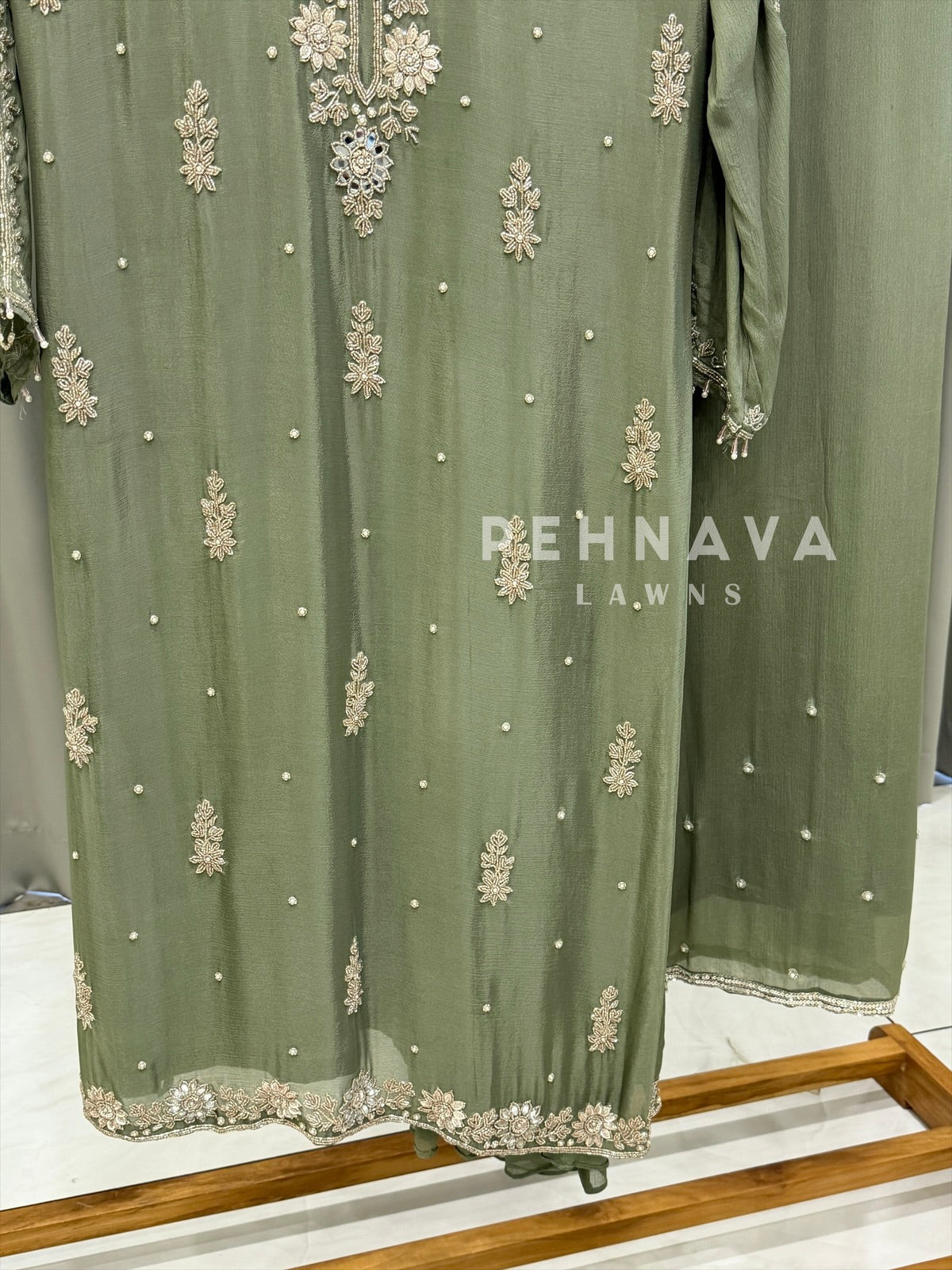 Premium Handworked Chinnon Ensemble-8985