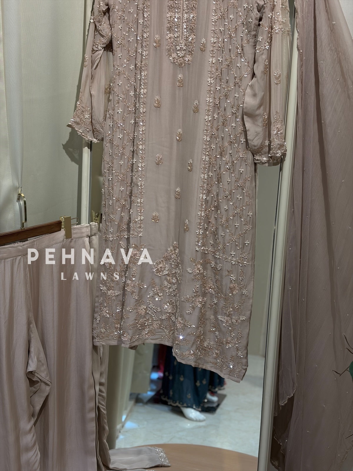 Premium  Handworked Suit-9654