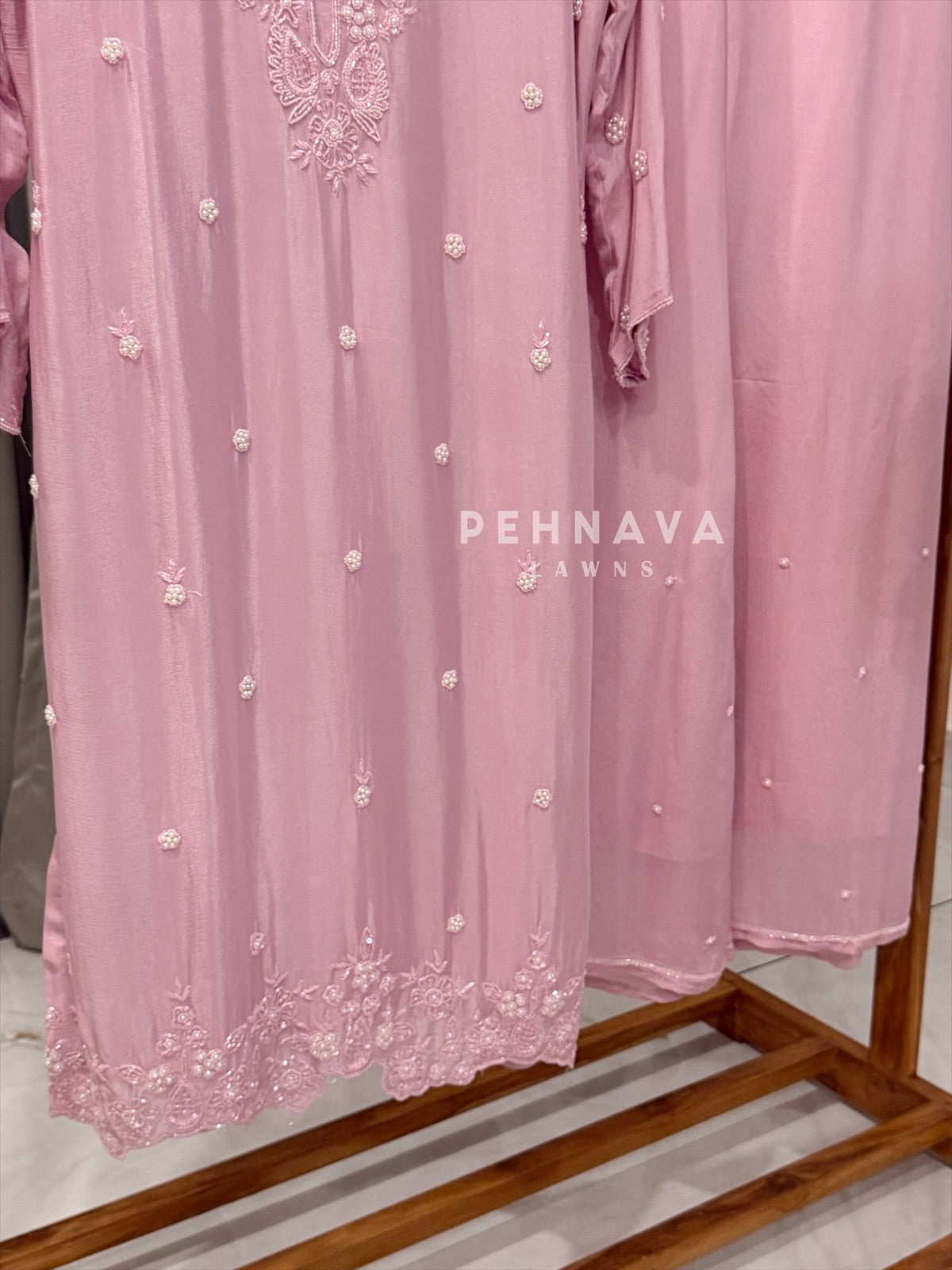 Premium Handworked Chinnon Ensemble 8897
