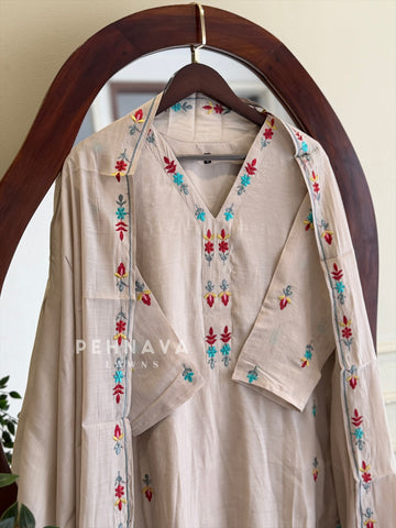 V-Neck EmbroideredSuit Set