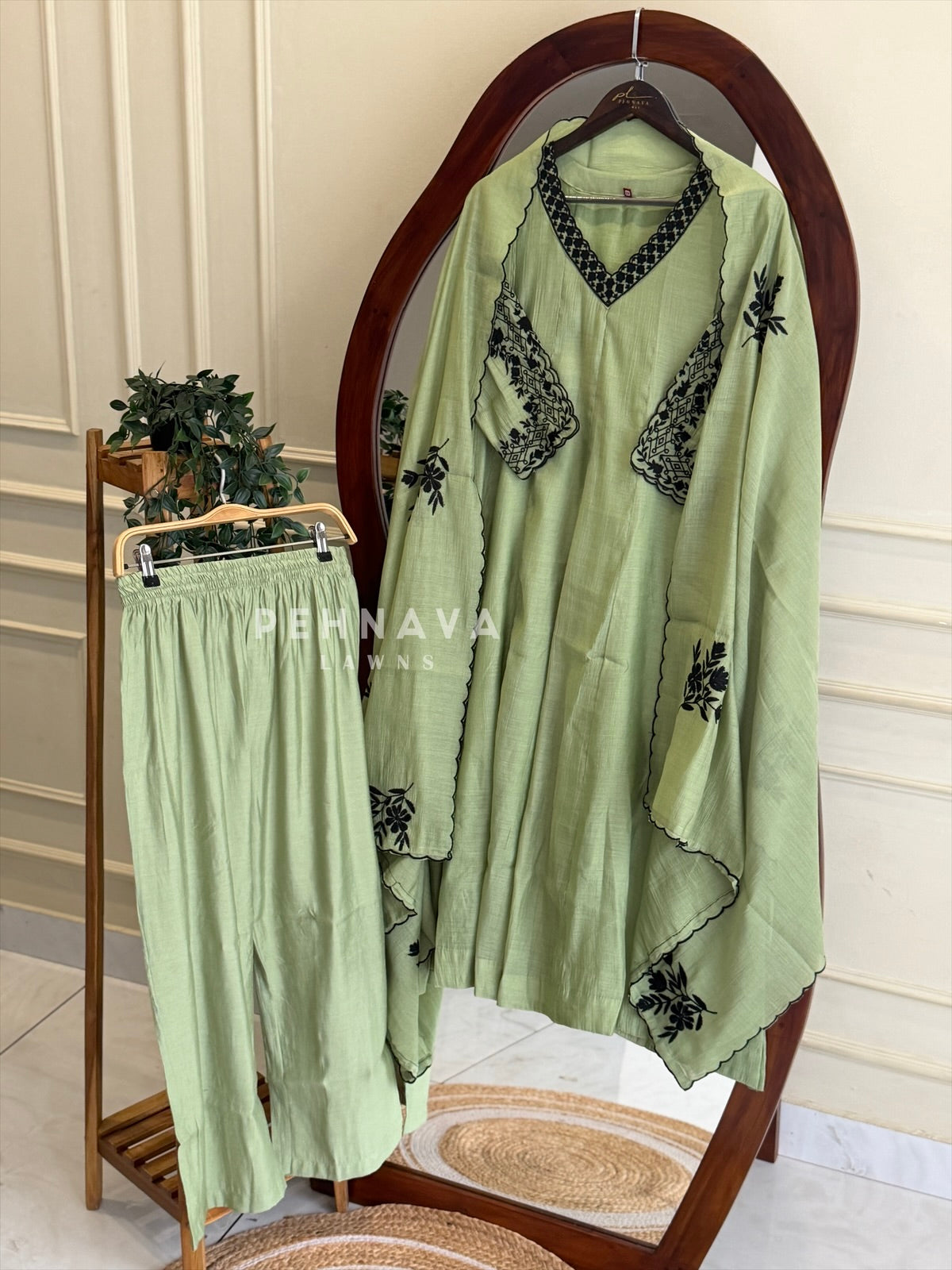 Embroidered V-Neck A-Line Suit Set-13166