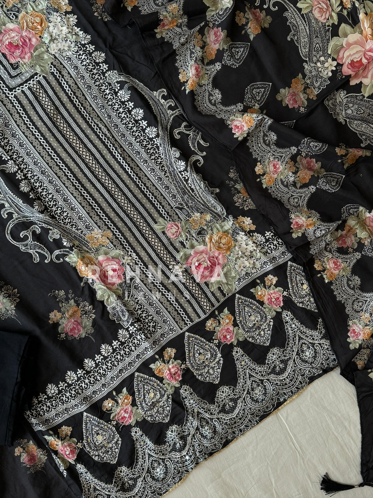Muslin Unstitched Suit-KT-342 - Pehnava Lawns