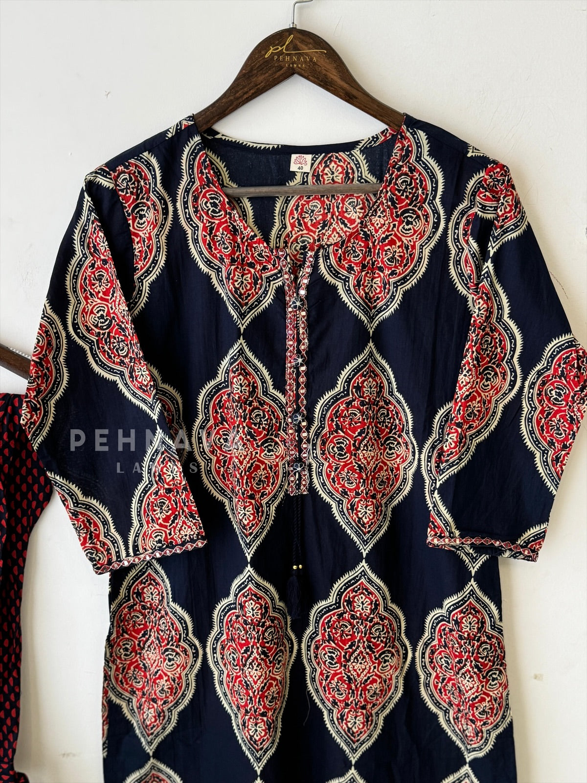 Navy Blue printed Suit Set-18115 - Pehnava Lawns