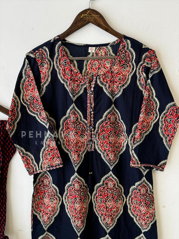 Navy Blue printed Suit Set-18115 - Pehnava Lawns