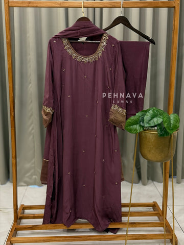 Premium Handworked Ensemble-4756