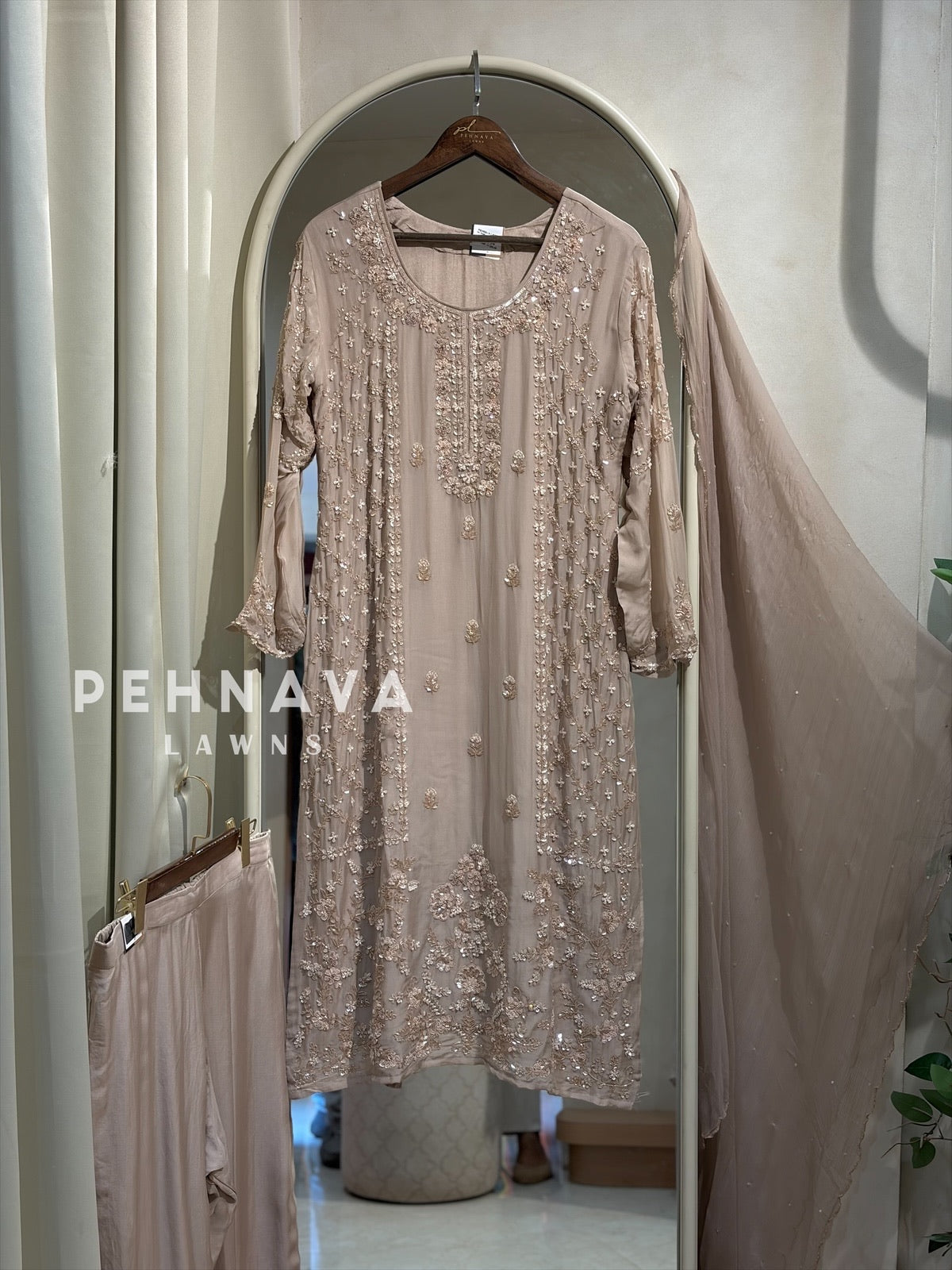 Premium  Handworked Suit-9654
