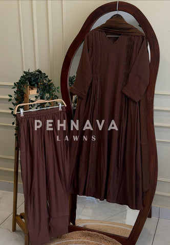 Handworked Pleated Suit
