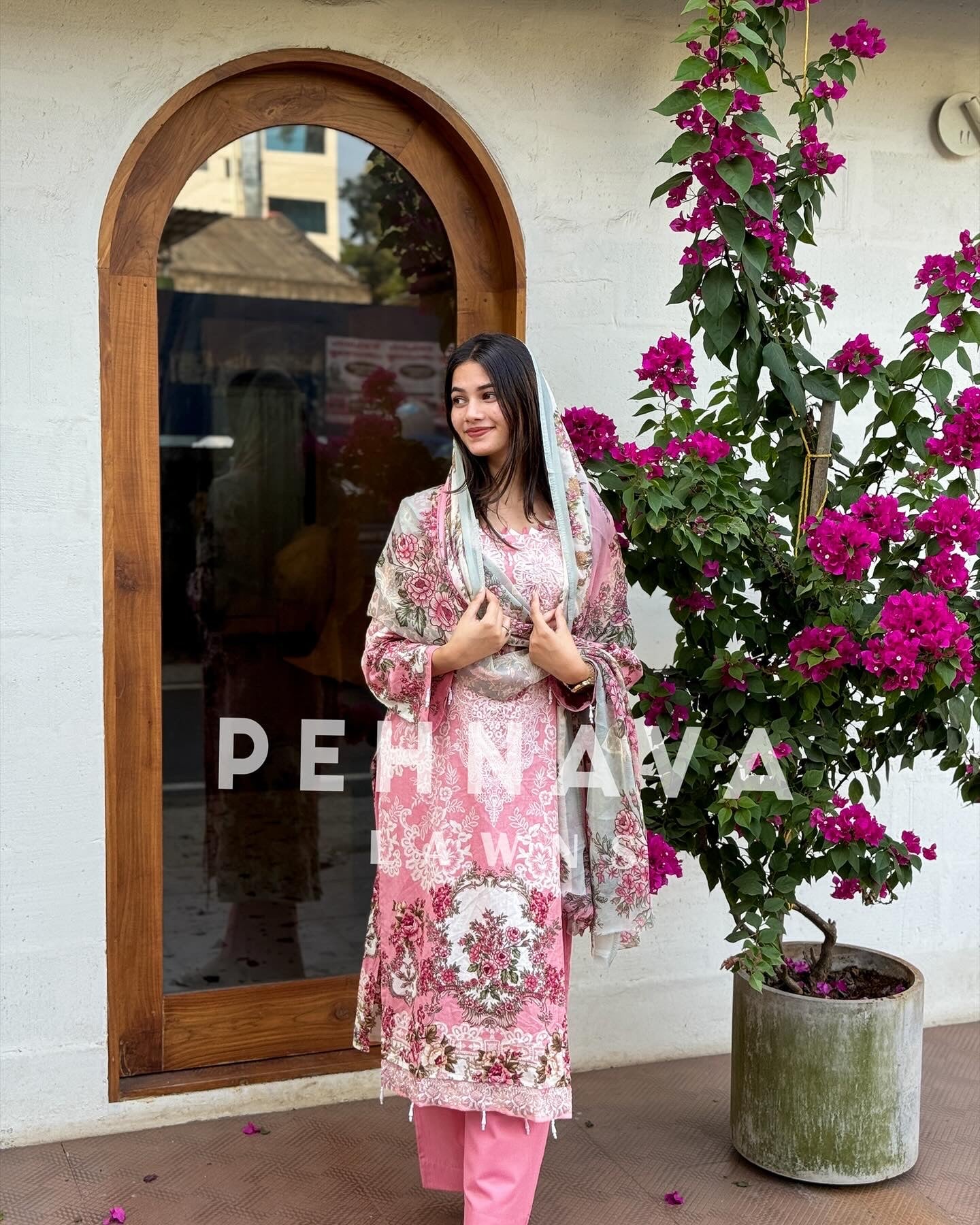 Paki printed suit with chiffon dupatta-1519