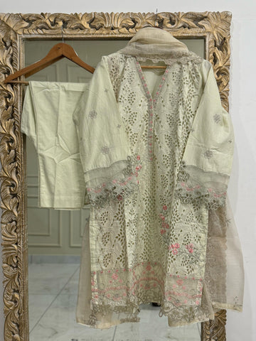 Pure Lawn Embroidery Suit-D7