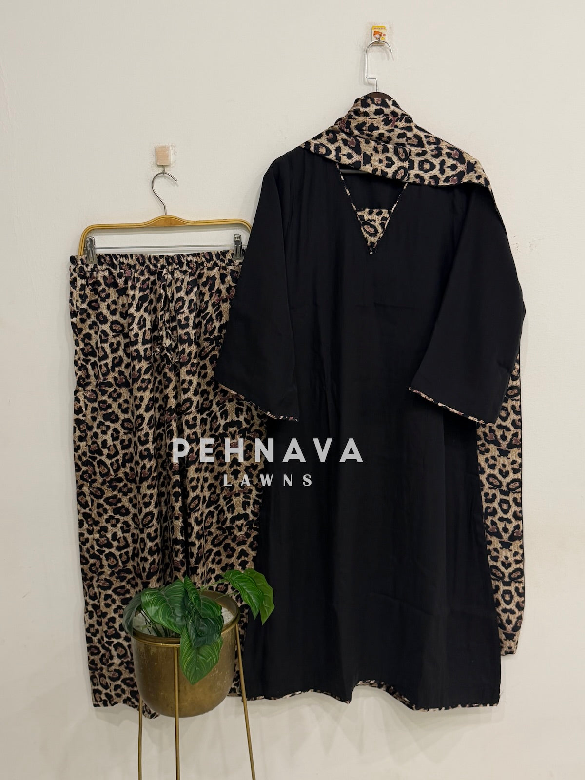 Minimal Animal Printed Three Piece Suit