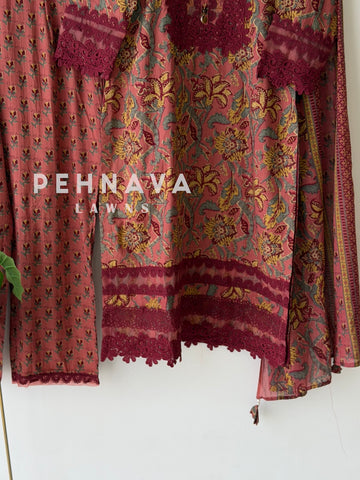 Lace Trimmed Printed Suit Set