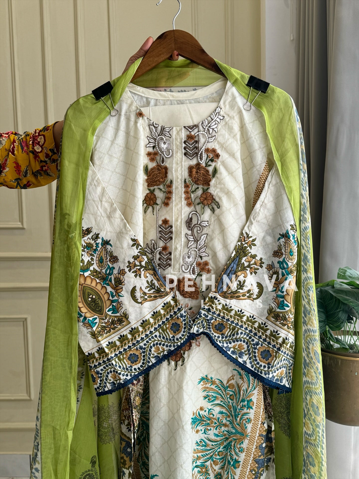 Stunning white and green Embroidered Suit 3803