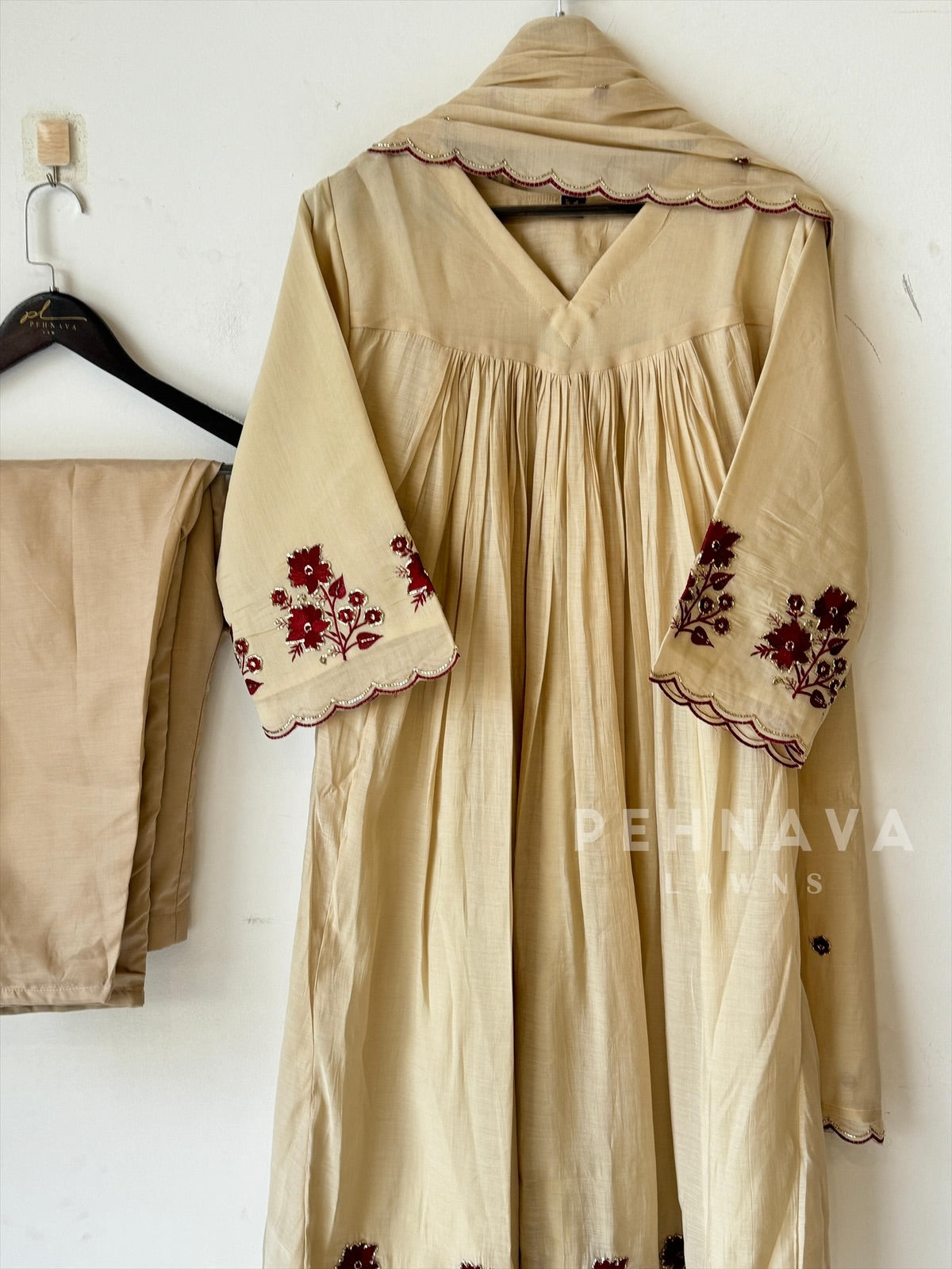 Handworked pleated suit [6-8 Days Dispatching Time] - Pehnava Lawns