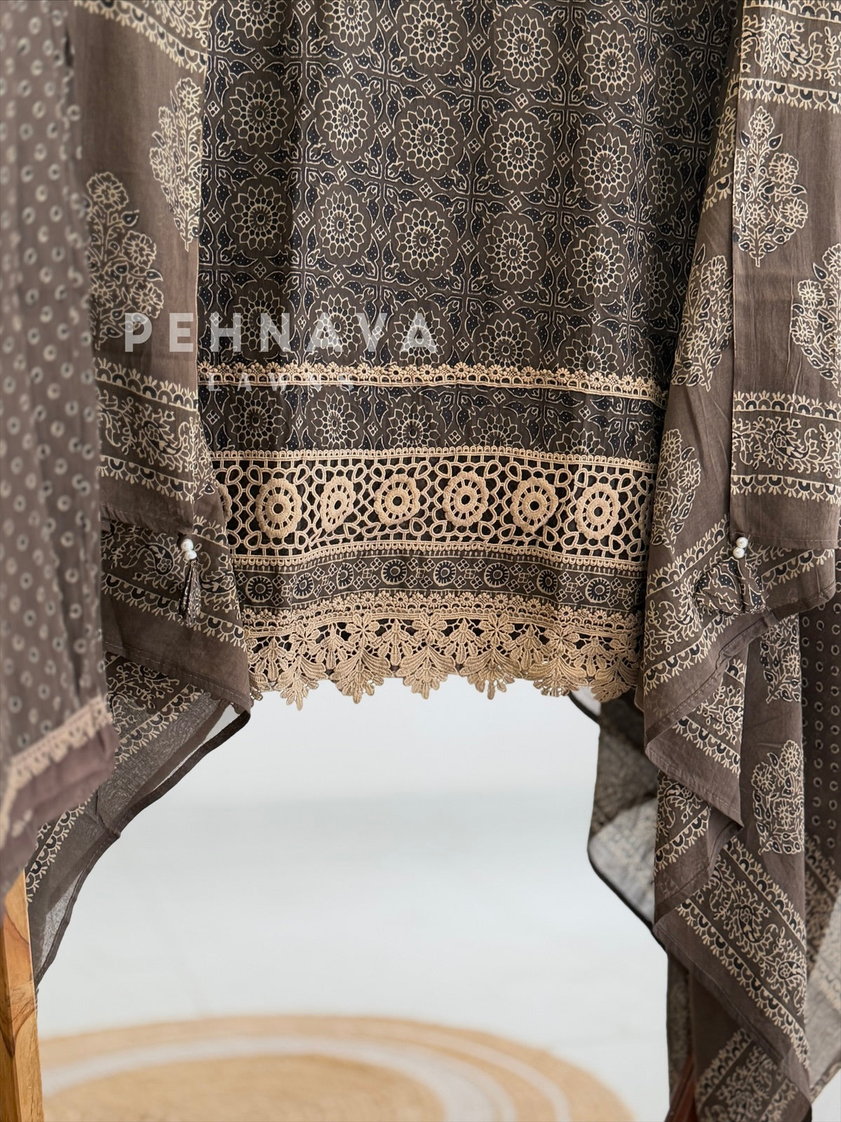 Lace Trimmed Printed Suit Set 253