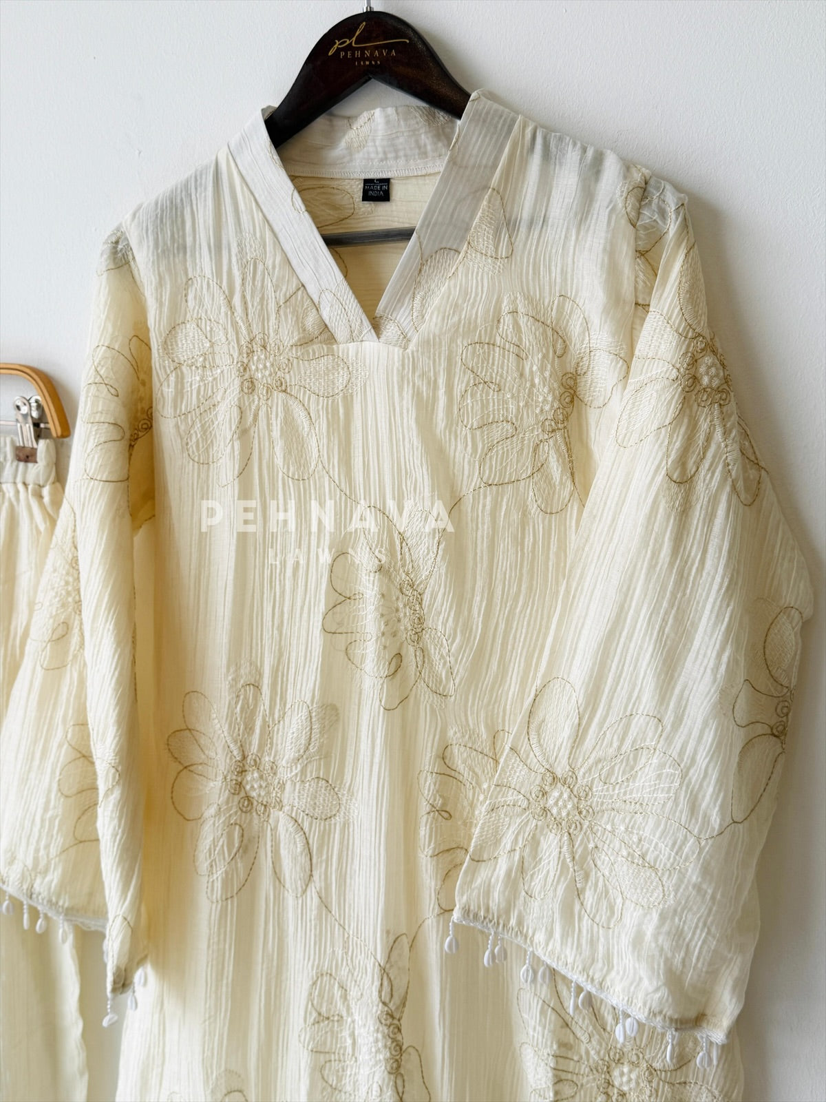 Soft Floral Embroidery Ensemble-4148 - Pehnava Lawns