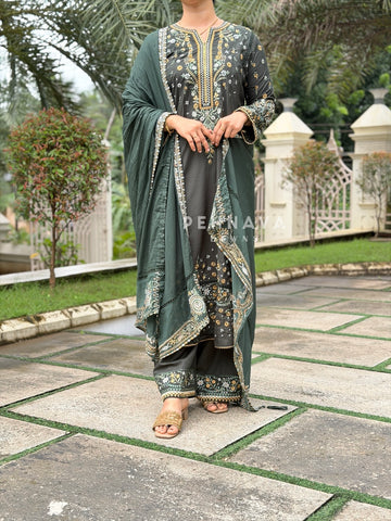 Paisley Embroidered Farshi Salwar T1132