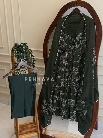 Scallop Border Embroidered Suit Set