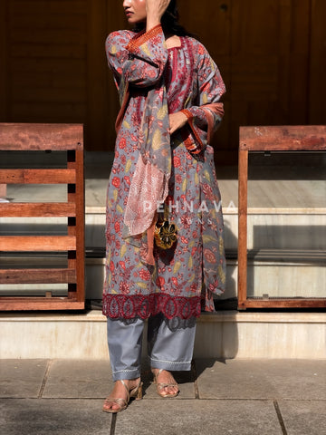 Signature Embroidered lawn Unstitched Suit  1552