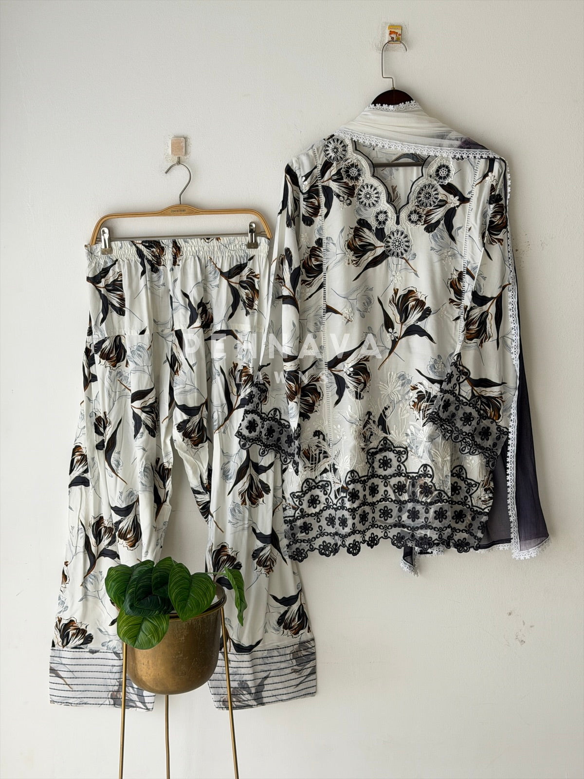 Floral Printed Farshi Salwar LRC281