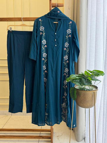 Hand Embroidery Cotton Panel Cut Cotton Suit