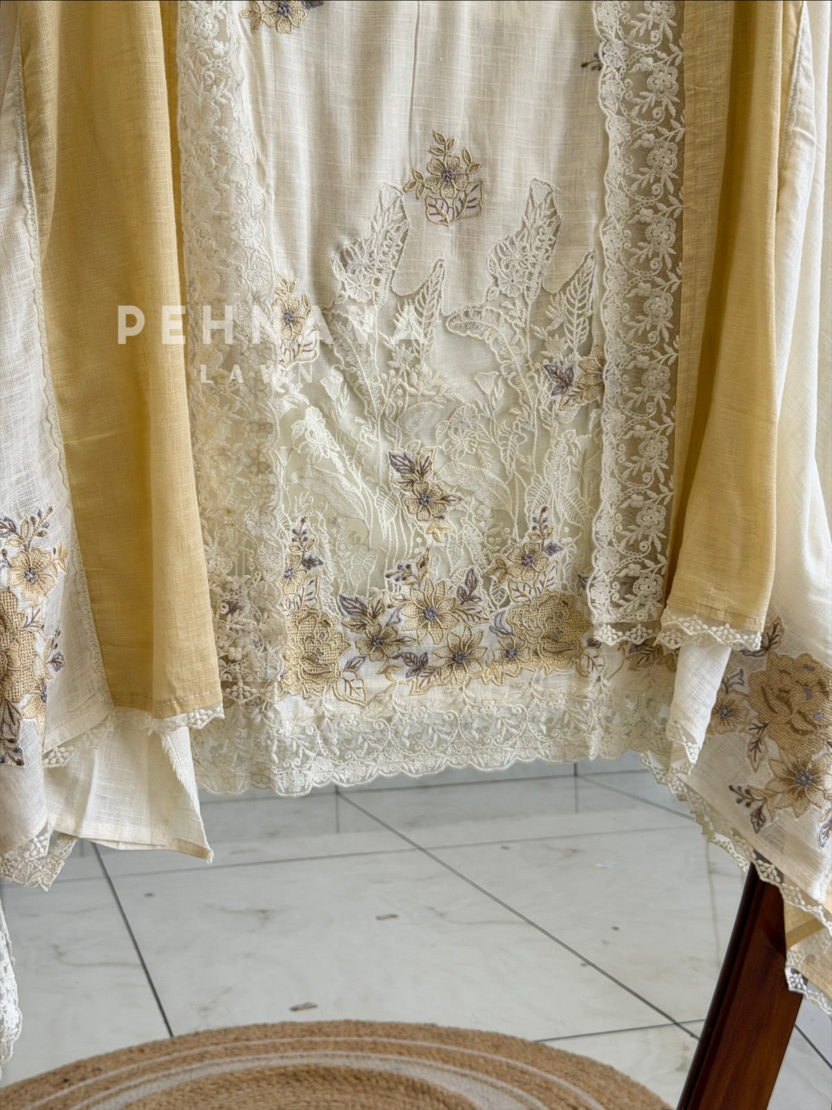 Floral Embroidered Linen Unstitched Suit L-90